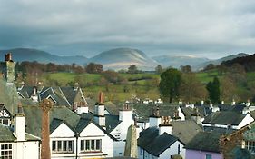 The Hive At Poppi-Red